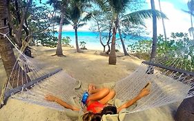 Barefoot Manta Island Resort